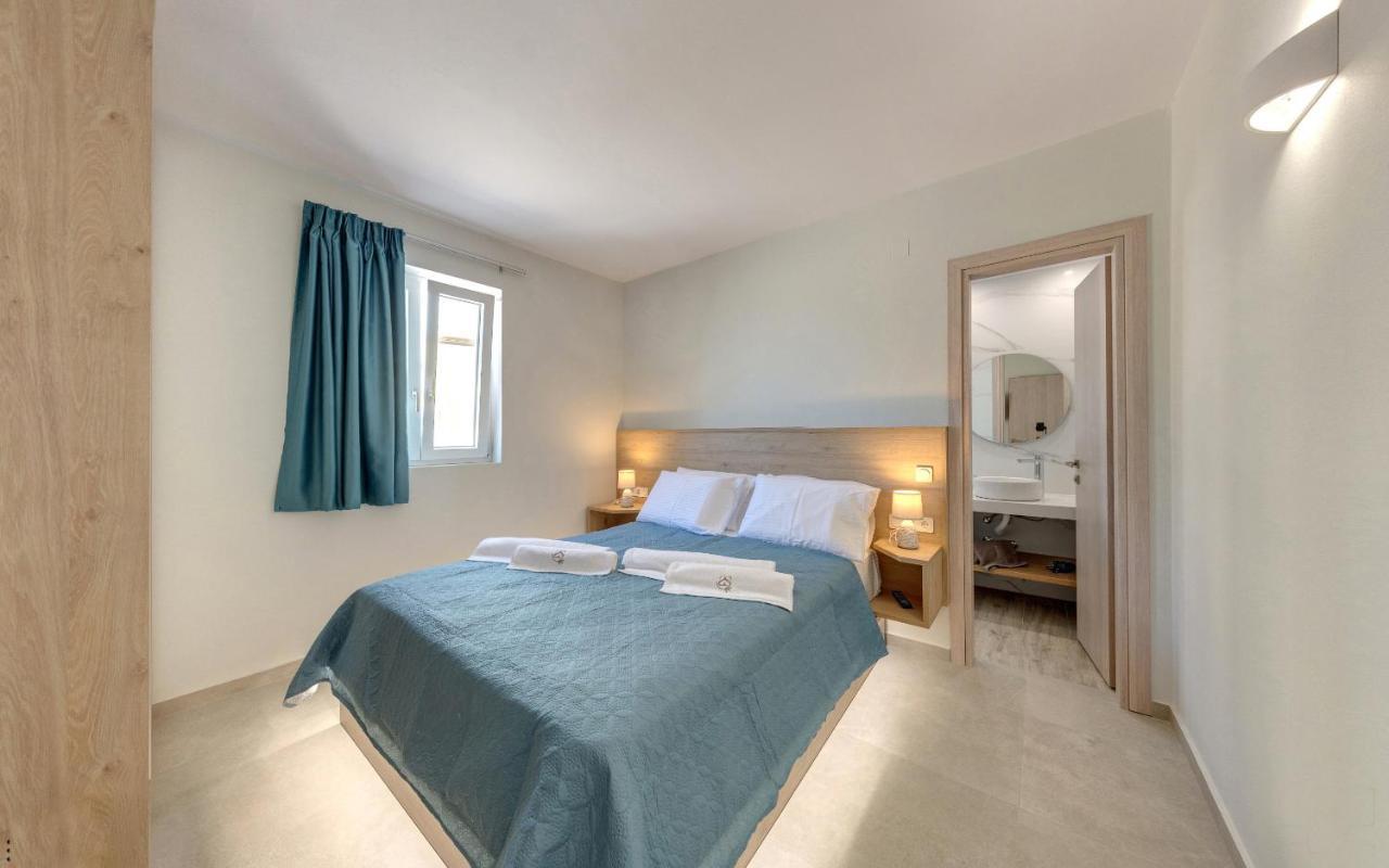 Spiros-Soula Thematic Suites Agia Pelagia  Extérieur photo