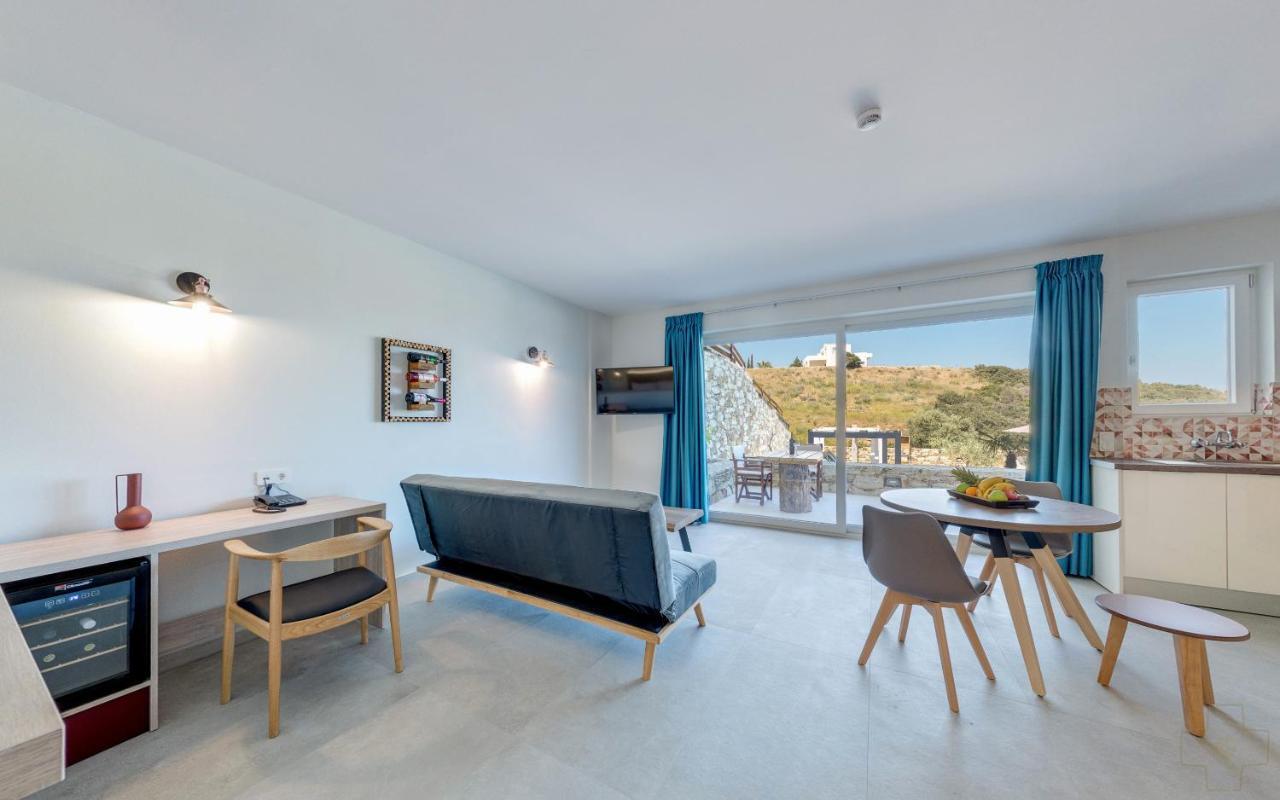 Spiros-Soula Thematic Suites Agia Pelagia  Extérieur photo