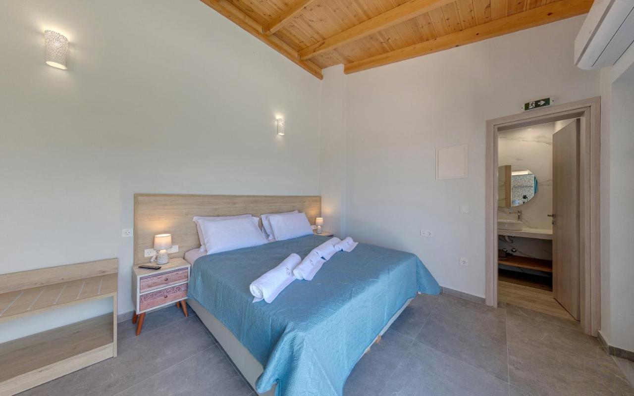 Spiros-Soula Thematic Suites Agia Pelagia  Extérieur photo